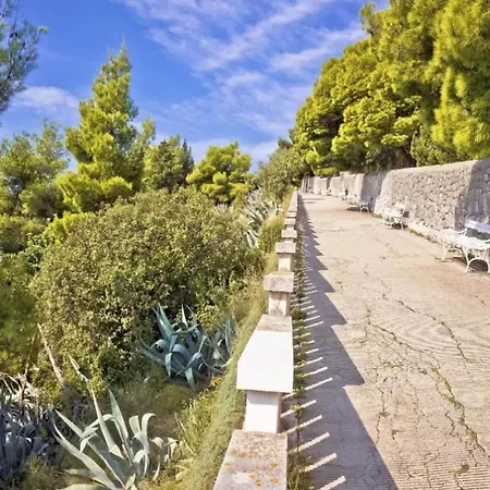 Luxury Jasmin-two Bedroom With Hot Tub *