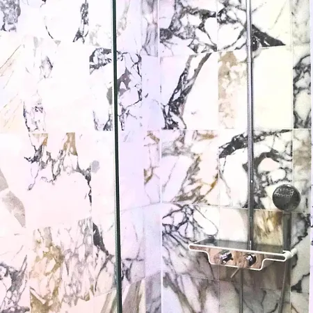 Luxury Jasmin-two Bedroom With Hot Tub