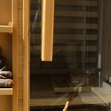 Luxury Jasmin-two Bedroom With Hot Tub *