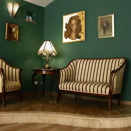 Luxury Jasmin-two Bedroom With Hot Tub *